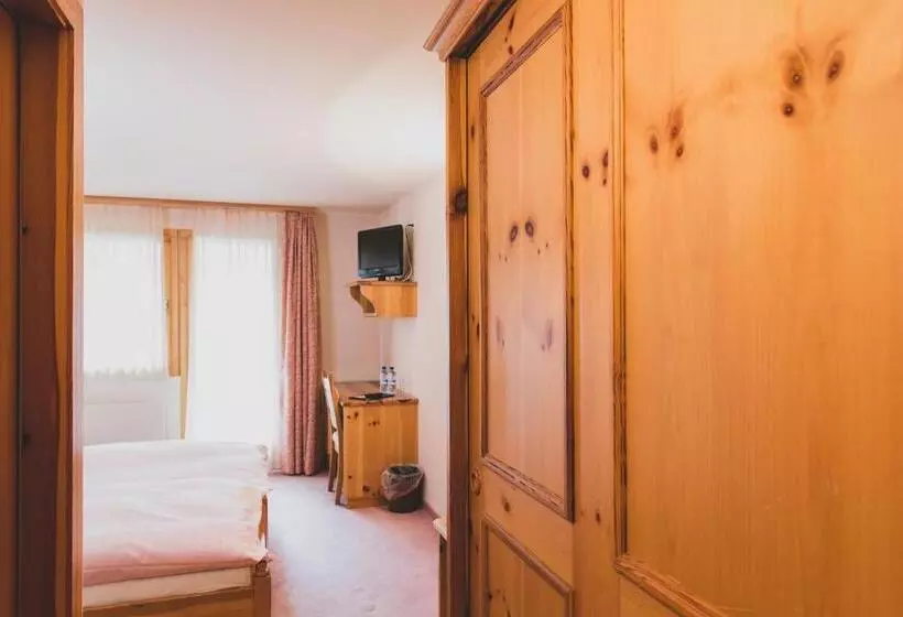 בית מלון כפרי Europe