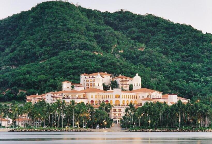 Hotelli Grand Isla Navidad Golf & Spa Resort With Marina