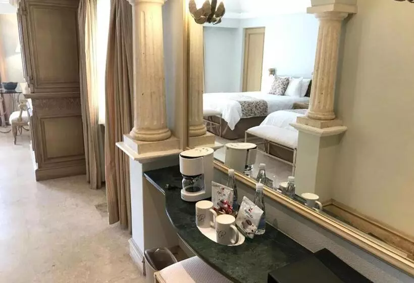 호텔 Grand Isla Navidad Golf & Spa Resort With Marina