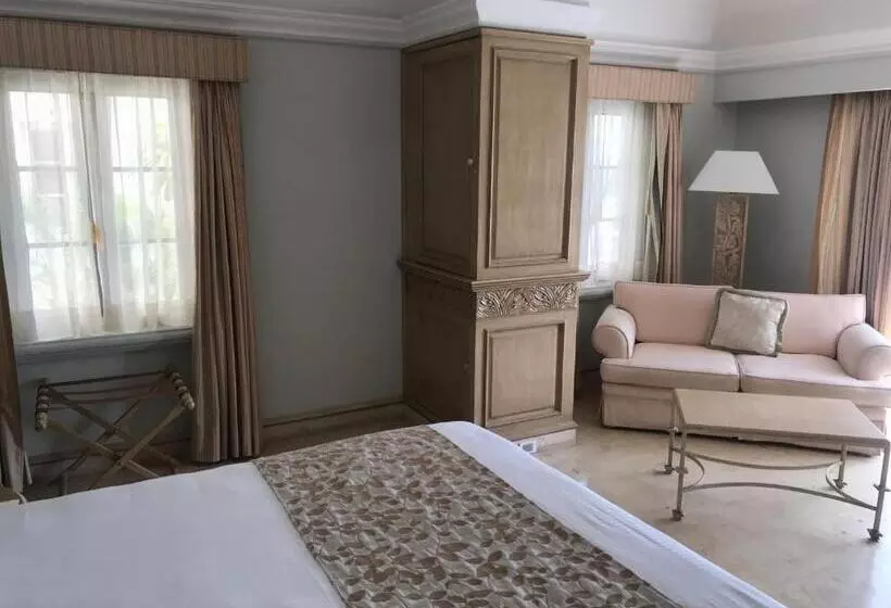 ホテル Grand Isla Navidad Golf & Spa Resort With Marina