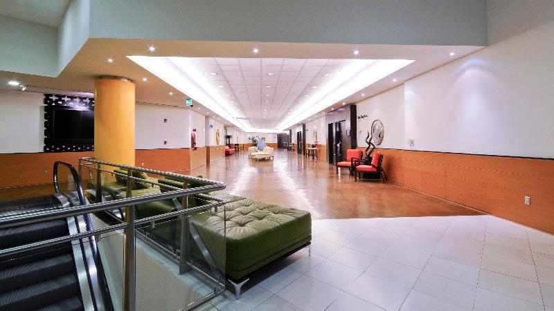 هتل Holiday Inn Irapuato, An Ihg