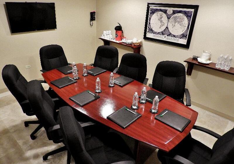 בית מלון כפרי Holiday Inn Reynosa Zona Dorada By Ihg