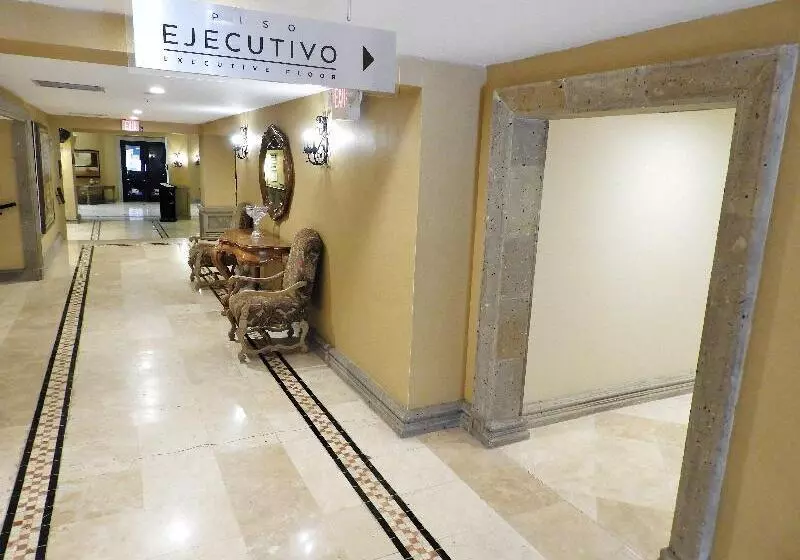 Отель Holiday Inn Reynosa Zona Dorada By Ihg