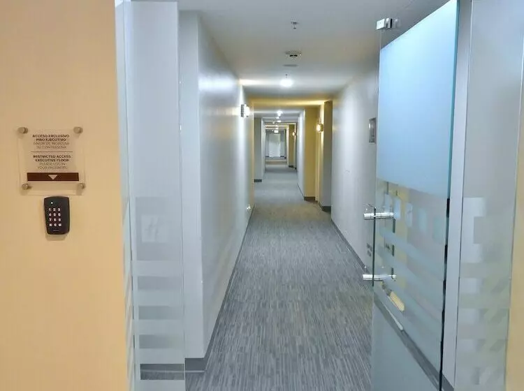 Отель Holiday Inn Reynosa Zona Dorada By Ihg