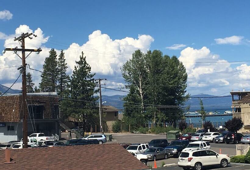 فندق Elevation Lodge