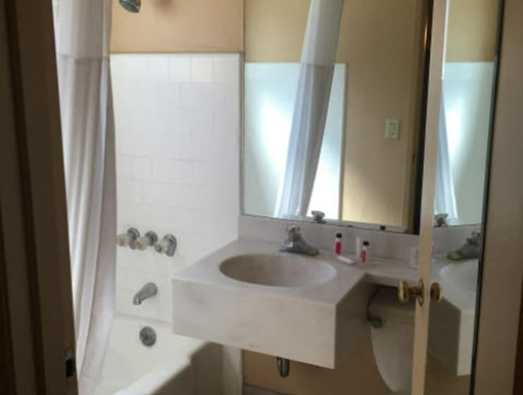 فندق Elevation Lodge