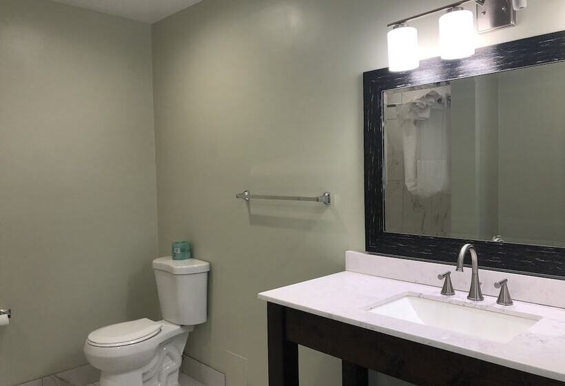 فندق Elevation Lodge