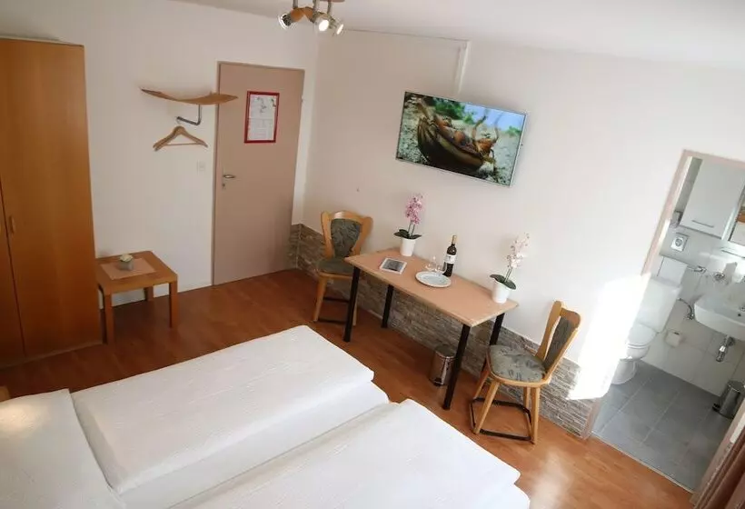 호텔 Paradis Leukerbad Therme