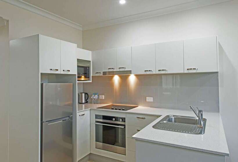فندق Quality Apartments Adelaide Central