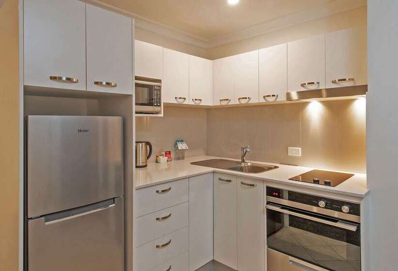 فندق Quality Apartments Adelaide Central