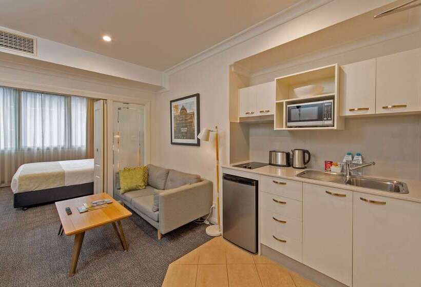 فندق Quality Apartments Adelaide Central