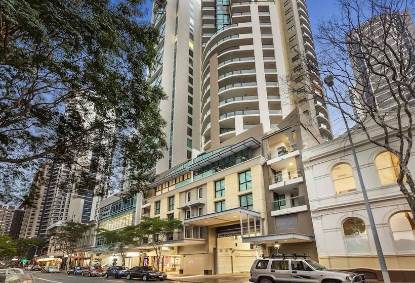 호텔 Quest River Park Central