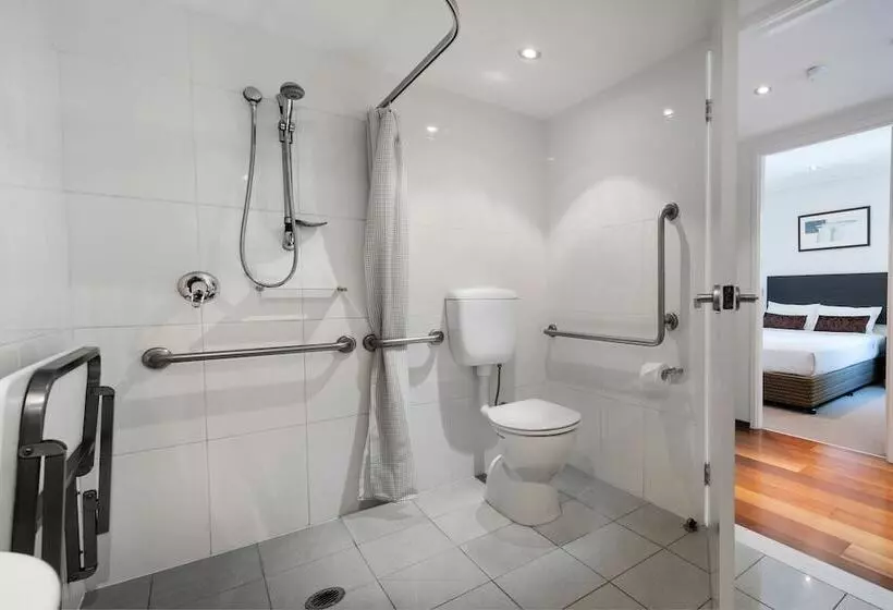 Отель Quest River Park Central