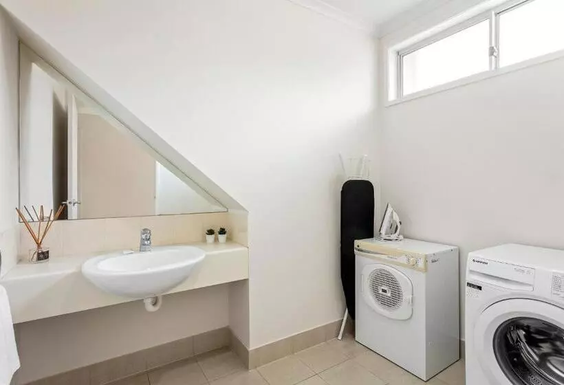 ホテル Quest Williamstown North