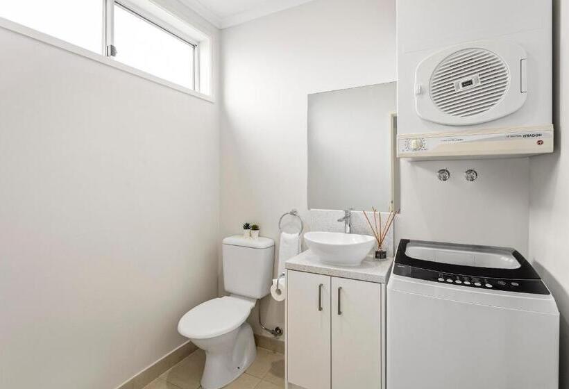 فندق Quest Williamstown North