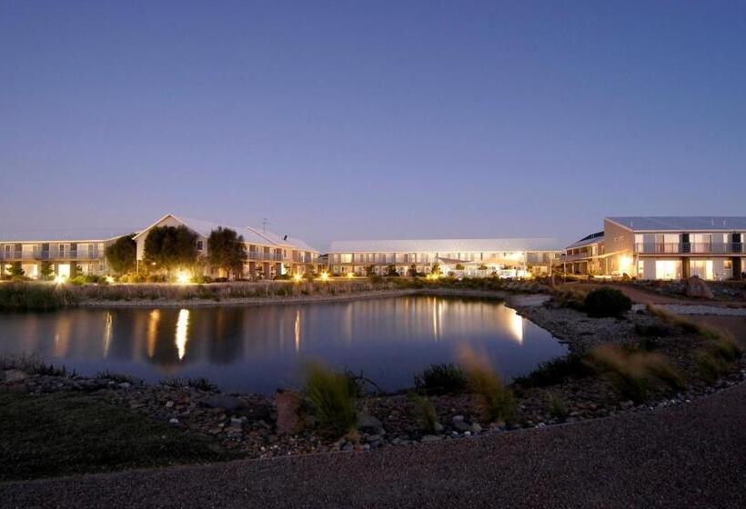 فندق Quest Williamstown North