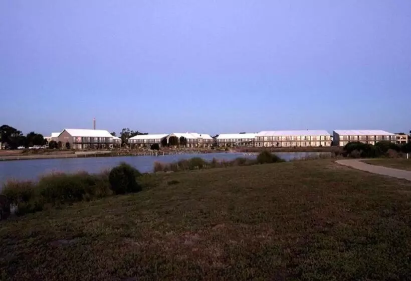 ホテル Quest Williamstown North