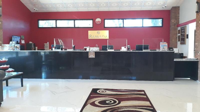 فندق Ramada By Wyndham Temple Terrace/tampa North