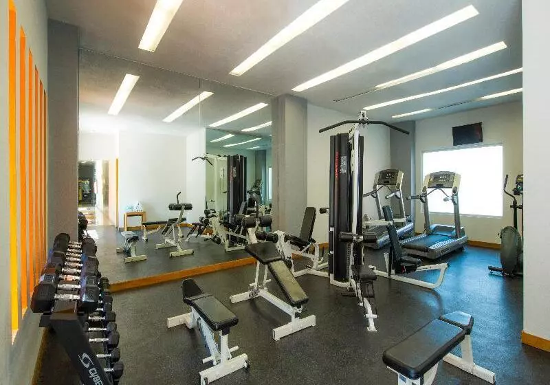 בית מלון כפרי Real Inn Torreón