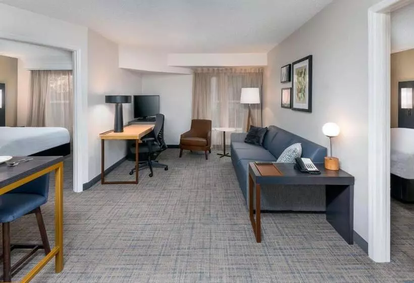 هتل Residence Inn Greenvillespartanburg Airport