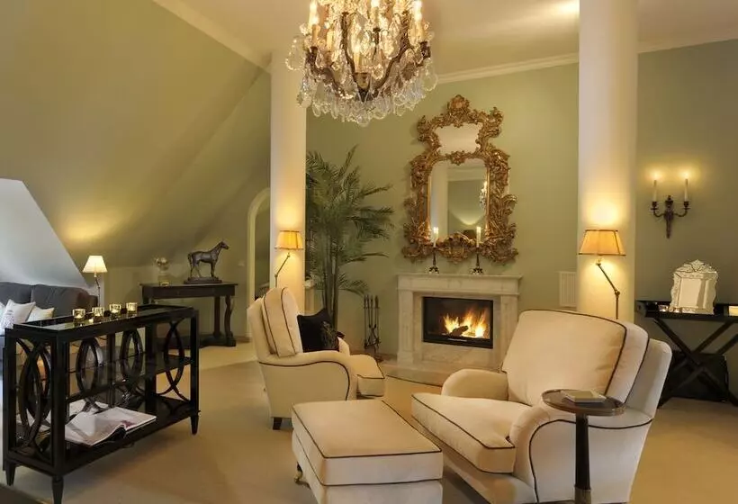 Schlosshotel Burg Schlitz