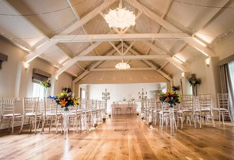 Отель Stoke Place  Part Of The Cairn Collection