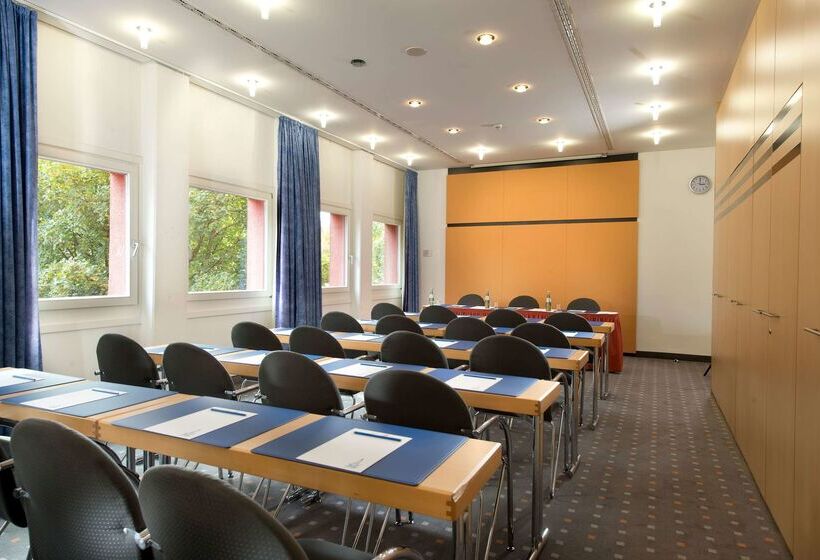 Hotel Tryp By Wyndham Halle