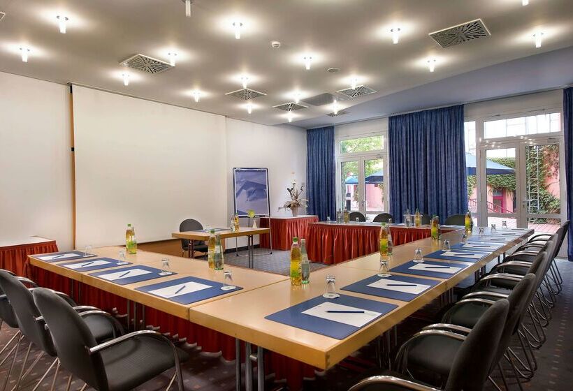 Hotel Tryp By Wyndham Halle