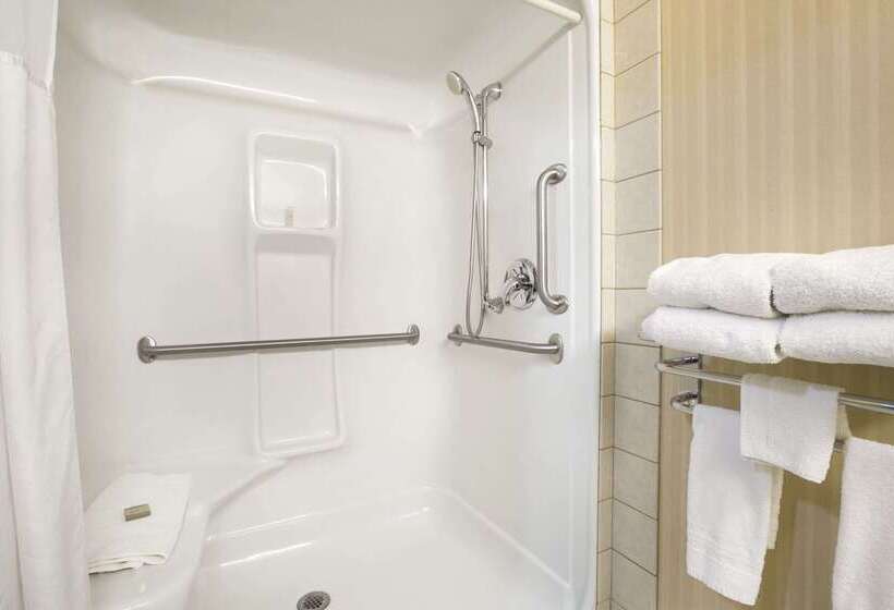 Motel Super 8 By Wyndham High Level Ab