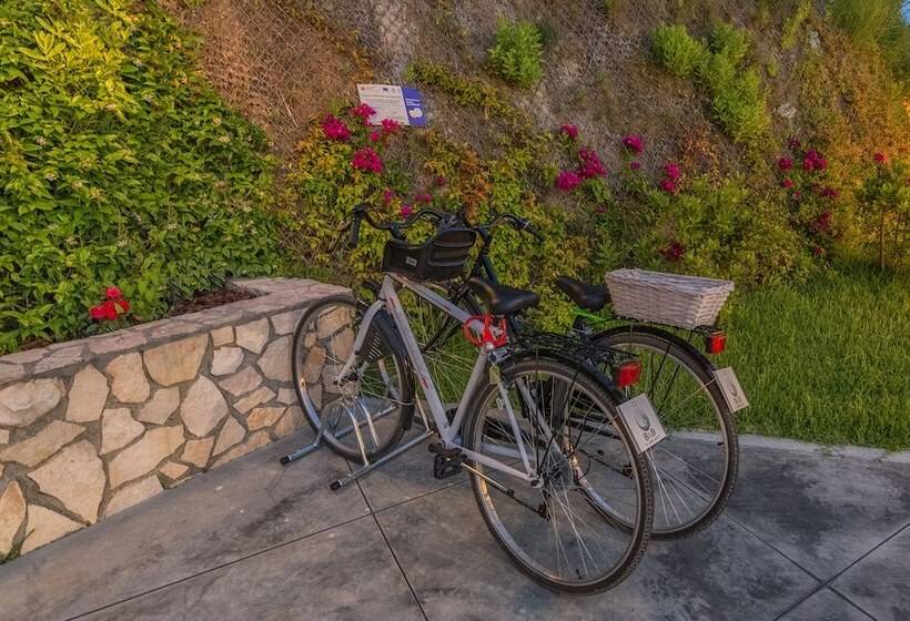 مبيت وإفطار La Risacca Relais