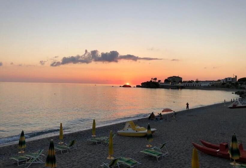 مبيت وإفطار La Risacca Relais