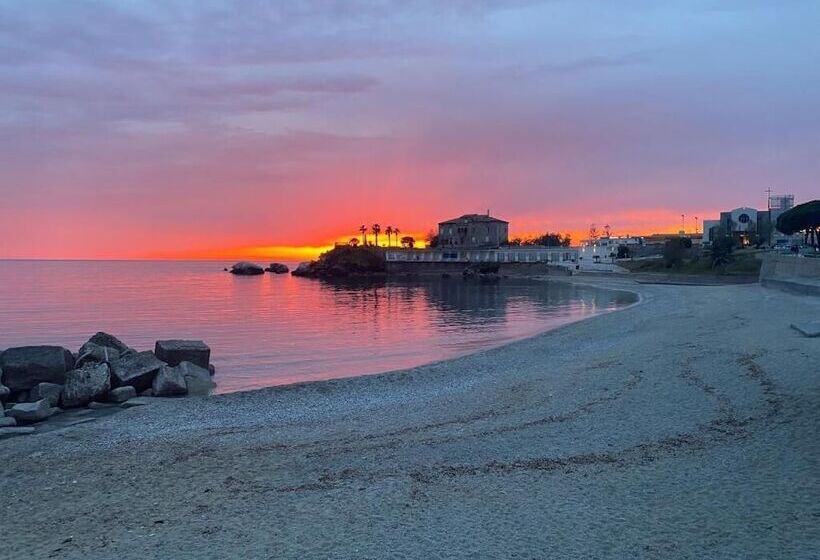 مبيت وإفطار La Risacca Relais