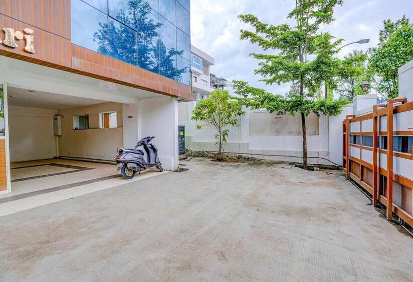 Fabhotel Paradise Inn   Nr Om Hospital