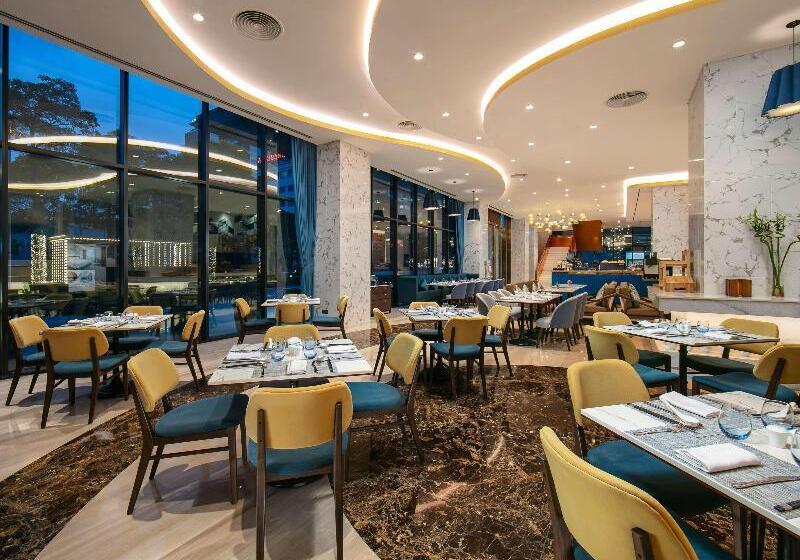 هتل Mövenpick Living West Hanoi