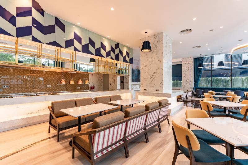 هتل Mövenpick Living West Hanoi