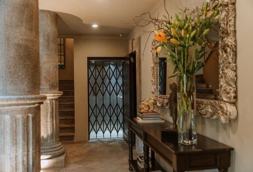 هتل El Golpe De Vista