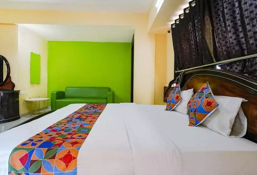 Hotelli Fabexpress Rama Palace
