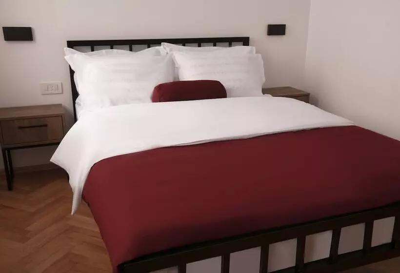 هتل Grand Boutique