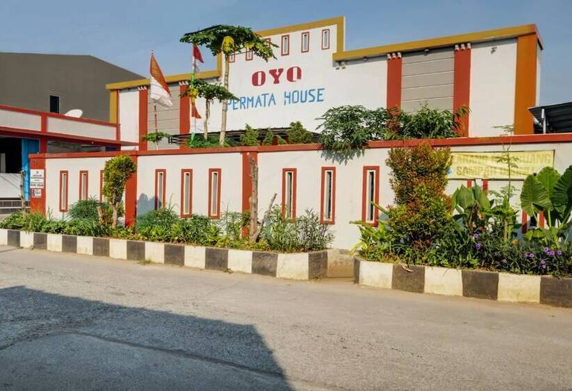 فندق Reddoorz Near Kelapa Gading