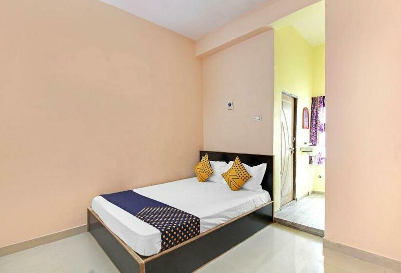 Hotel Spot On 61415 Sitara Grand Lodge