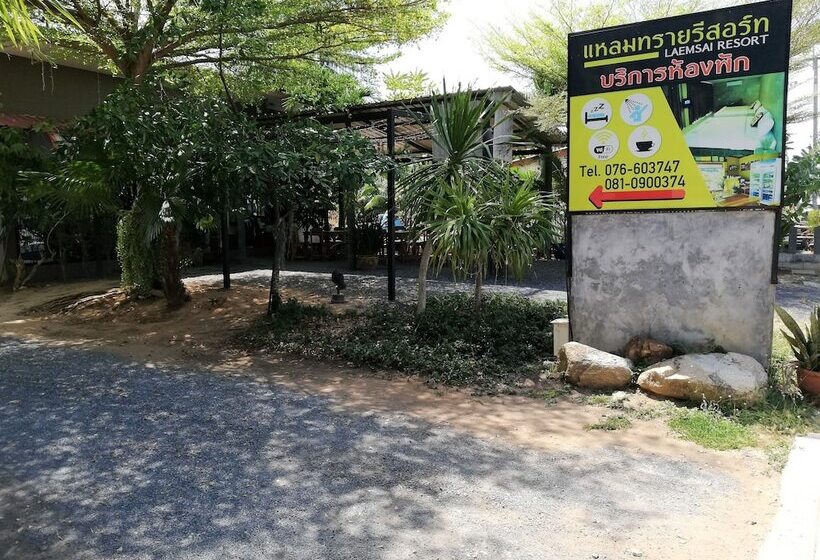 Laemsai Resort