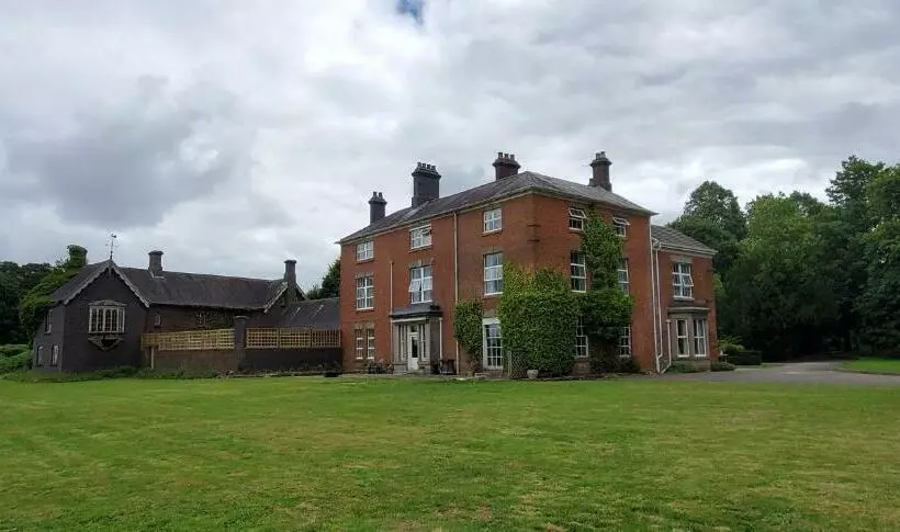 پانسیون Coundon Lodge Coventry