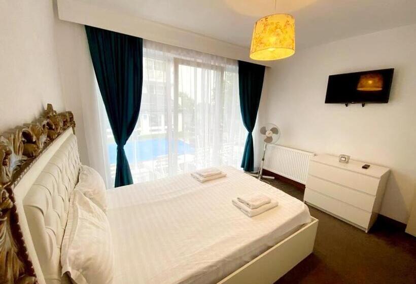 پانسیون Green Hill Villa