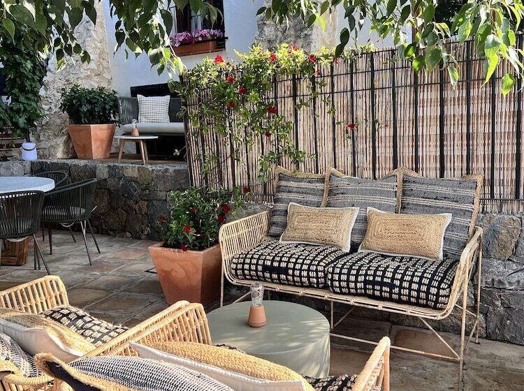 بنسيون Hostal Del Vino La Costera