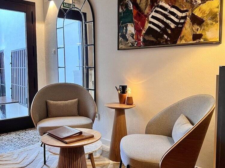 بنسيون Hostal Del Vino La Costera