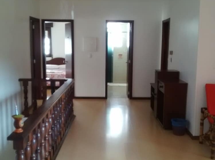 Hostel E Suites Scheckinah