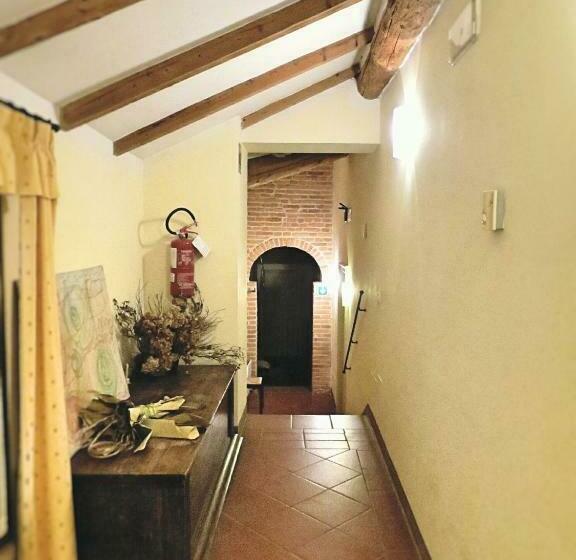 هتل Agriturismo Cascina Nuova