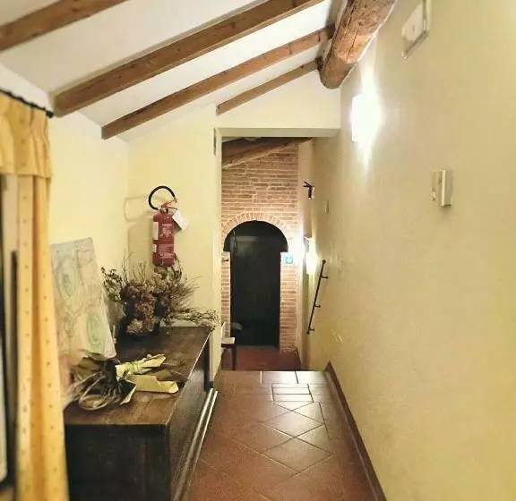 هتل Agriturismo Cascina Nuova