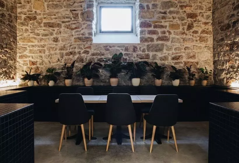 هتل Bidaia Boutique