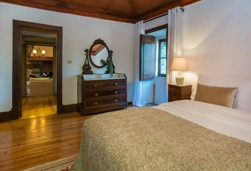 Hotelli Casas De Massinos